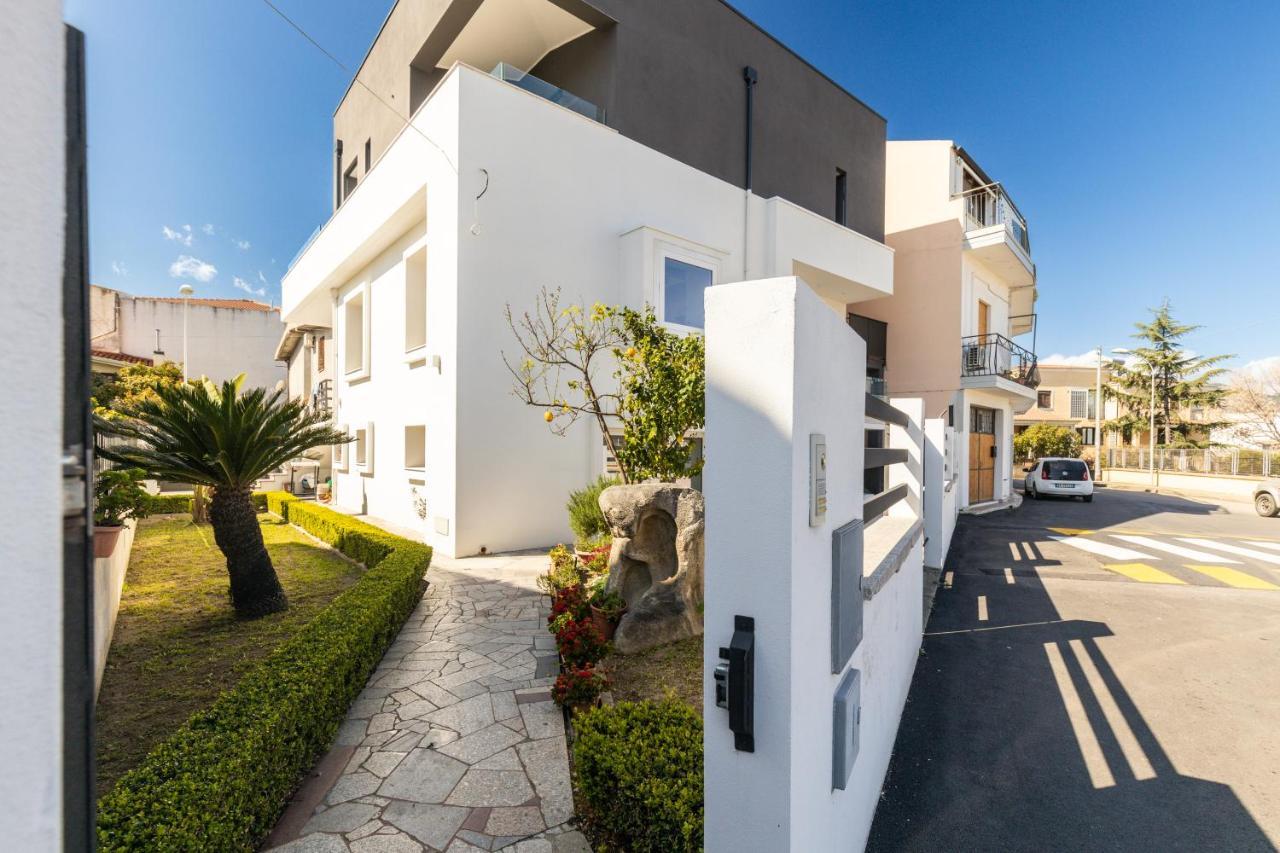 Incantos Charme B&B Tortoli Exterior photo